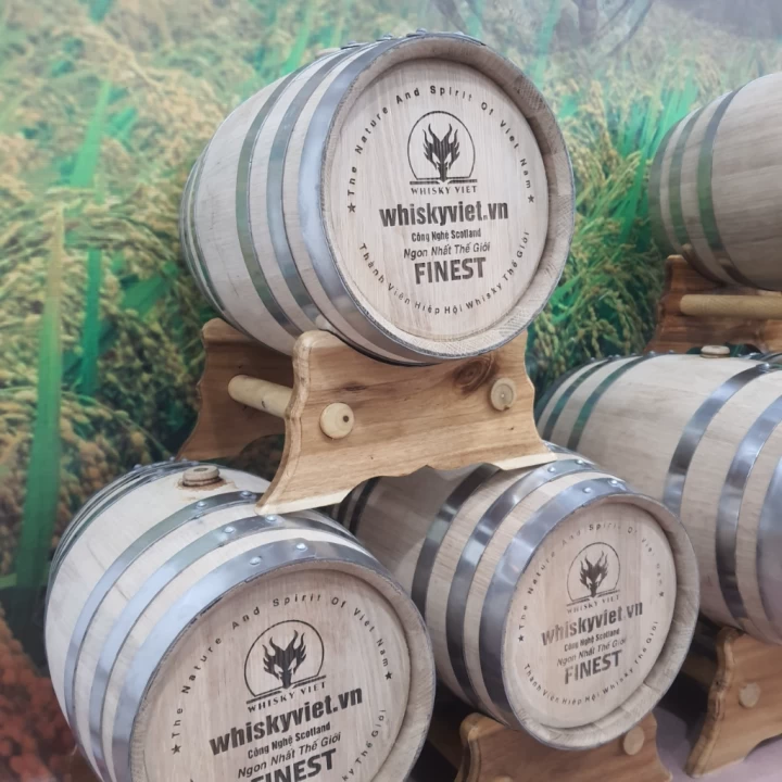 Thùng WHISKY VIET FINEST 20 Lít 52 Độ